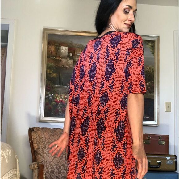 Lularoe long top shirt blouse - Picture 2 of 4